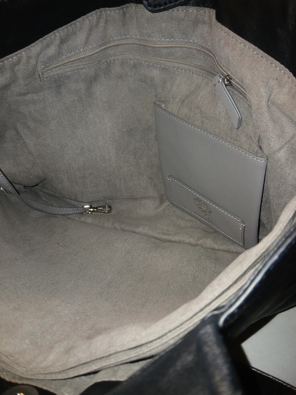 Vince Camuto Bag And Wallet Set - Picture 6 of 9